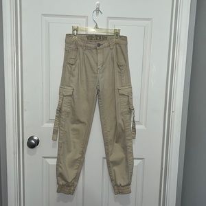 Women cargo type jeans.